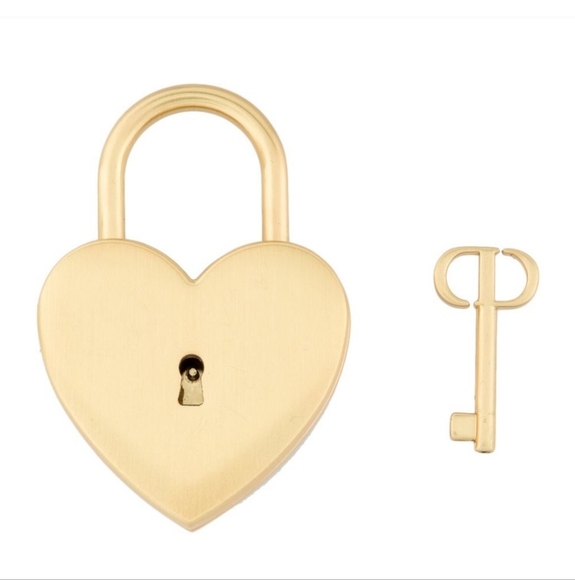 NEW IN BOX DIOR NOVELTY HEART LOCK WITH KEY - Picture 3 of 10